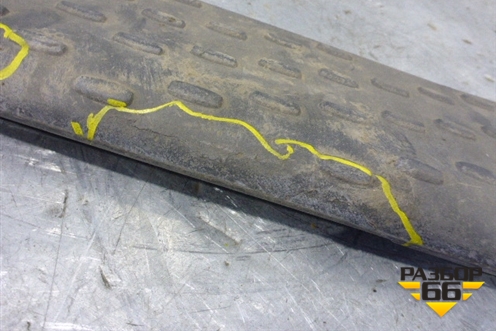 Накладка переднего бампера  (Нижняя подножка) (5010578344) для Renault TRUCK Premium 2 с 2005-2013г (Премиум 2)