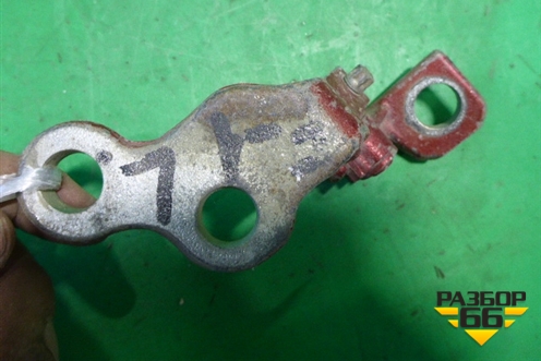 Петля двери передней левой верхняя (XS4AA22801) для Ford Focus 1 с 1998-2004г (Фокус)