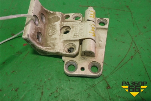 Петля двери левой верхняя  (20398135) для Volvo TRUCK FH с 2002-2008г (ФШ)