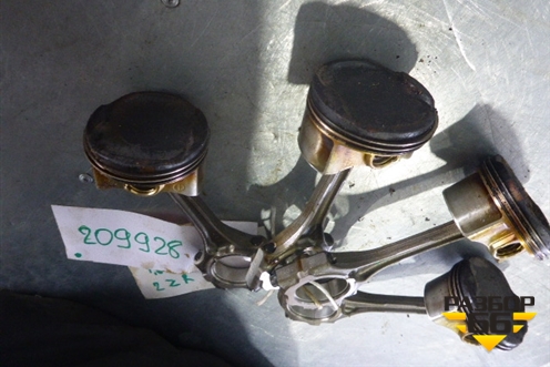 Поршень с шатуном (1.8л 2ZR) для Toyota Verso с 2009-2018г (Версо)