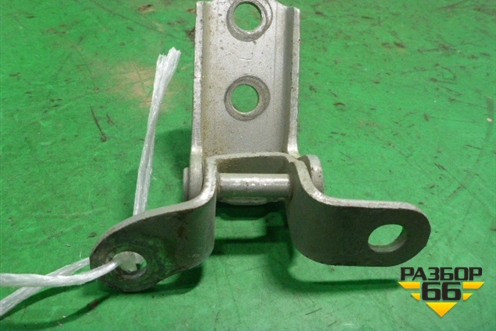 Петля двери задней левой нижняя (6878002060) для Toyota Corolla (E12) с 2001-2007г (Королла 120)