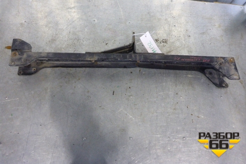 Кронштейн радиатора правый  (рамка) для Volvo TRUCK FH с 2002-2008г (ФШ)