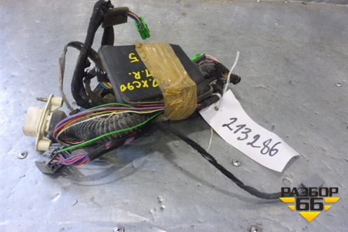 Проводка двери передней правой для Volvo XC90 с 2002-2015г (ХС90)