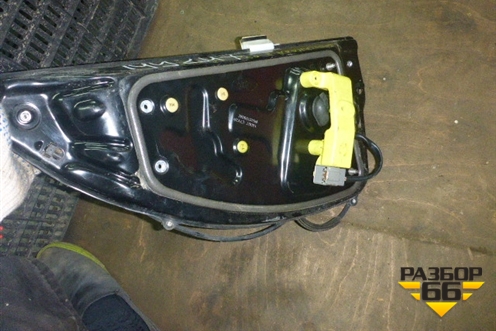 Стеклоподъёмник электрический задний правый для Land Rover Freelander 2 с 2007г (Фрилендер)