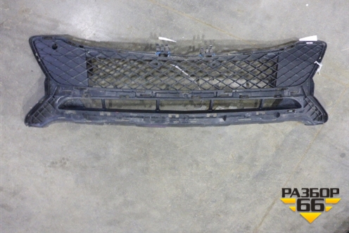 Решетка в передний бампер центральная (после 2012г) (A2048856823) для Mercedes Benz GLK-Klass X204 с 2008г (ГЛК)