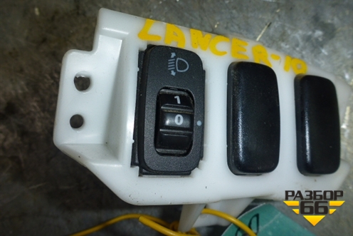 Переключатель корректора фар для Mitsubishi Lancer-X с 2007г (Лансер)