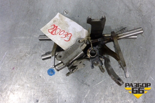 Вилка включения передачи (1.8л МКПП R1821) для Honda Civic 4D с 2011-2016г (Цивик)