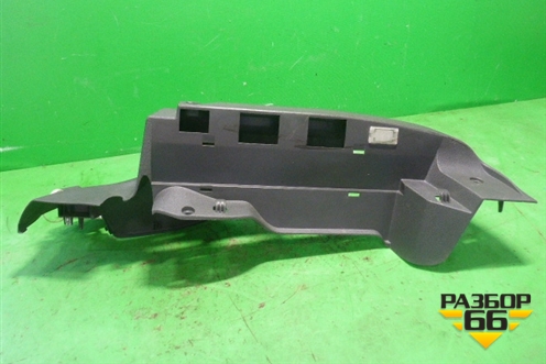 Держатель задней полки правый (хетчбэк) (4M51A46808ALW) для Ford Focus 2 с 2005-2008г (Фокус)