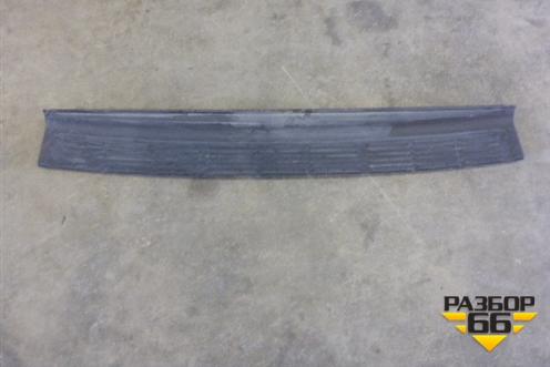 Накладка заднего бампера (до 2012г) (5216260040) для Toyota Land Cruiser (200) с 2008г (Ленд Крузер)