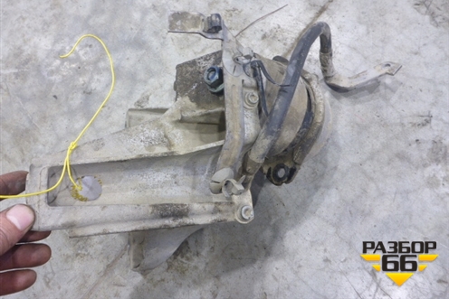 Опора двигателя (с кронштейном) (7L63199391A) для Volkswagen Touareg c 2002-2010г (Туарег)