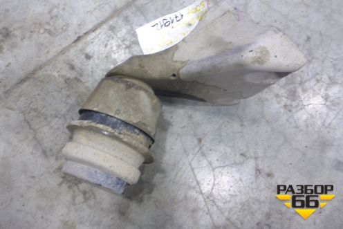Опора двигателя (с кронштейном) (7L6199131A) для Volkswagen Touareg c 2002-2010г (Туарег)