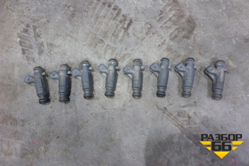 Форсунка инжекторная электрическая (4.2л AXQ) (077133551M) для Volkswagen Touareg c 2002-2010г (Туарег)