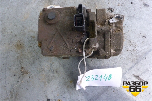 Компрессор кондиционера (3.3л АКПП 3MZFE hybrid) (8837048022) для Lexus RX 300/330/350 с 2003-2009г (РХ)