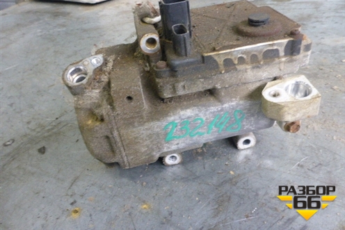 Компрессор кондиционера (3.3л АКПП 3MZFE hybrid) (8837048022) для Lexus RX 300/330/350 с 2003-2009г (РХ)