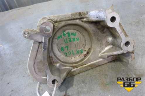 Кронштейн двигателя правый для Lexus RX 300/330/350 с 2003-2009г (РХ)