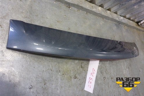 Спойлер на дверь багажника (до 2007г) (7L6827933C) для Volkswagen Touareg c 2002-2010г (Туарег)