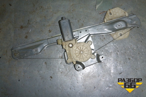 Стеклоподъёмник электрический задний левый для Renault Clio с 1998-2002г (Клио)