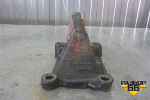 Кронштейн двигателя правый  (передний) (1508907) для Scania 5 R Series с 2004-2016г