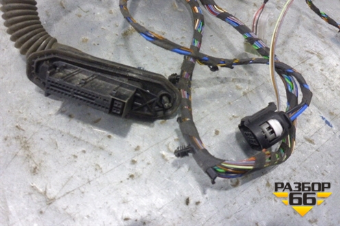 Проводка двери задней левой для BMW X5 E70 с 2007-2013г (Х5 Е70)