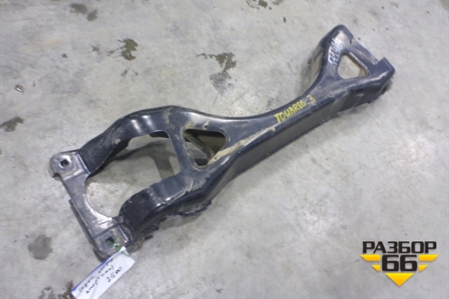 Балка задняя (верхняя) для Volkswagen Touareg c 2002-2010г (Туарег)