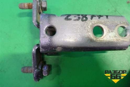 Петля двери задней правой нижняя (MR302270) для Mitsubishi Lancer-9  с 2003-2008г (Лансер)