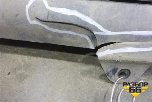 Накладка переднего бампера/ (центральная) (20529740) для Volvo TRUCK FH с 2002-2008г (ФШ)