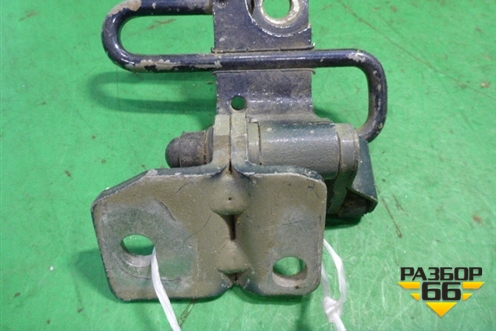 Петля двери задней правой нижняя (3C0831412A) для Volkswagen Passat (B6) с 2005-2010г (Пассат Б6)