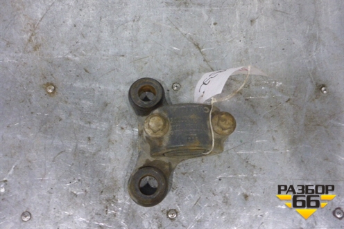 Кронштейн переднего стабилизатора  (нижний к балке) (3173988) для Volvo TRUCK FH с 2002-2008г (ФШ)