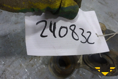 Кронштейн переднего стабилизатора  (нижний к балке) (3173988) для Volvo TRUCK FH с 2002-2008г (ФШ)