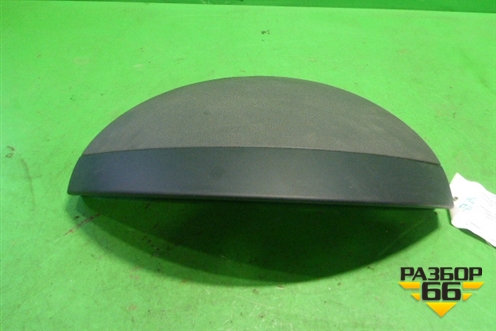 Накладка на щиток приборов (7L6858291) для Volkswagen Touareg c 2002-2010г (Туарег)