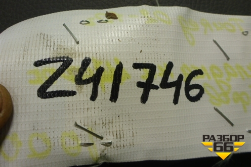 Накладка на щиток приборов (7L6858291) для Volkswagen Touareg c 2002-2010г (Туарег)