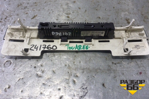 Индикатор парковки (на торпедо) для Volkswagen Touareg c 2002-2010г (Туарег)