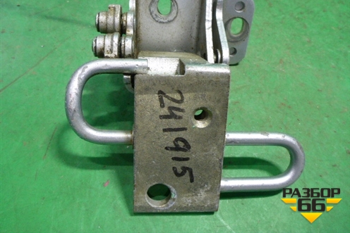 Петля двери задней левой нижняя (7L0833411A) для Volkswagen Touareg c 2002-2010г (Туарег)