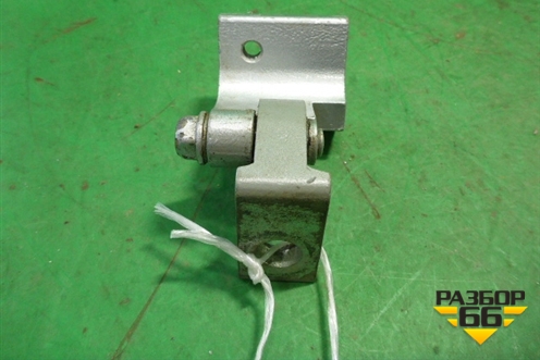 Петля двери задней левой верхняя (7L0833401B) для Volkswagen Touareg c 2002-2010г (Туарег)