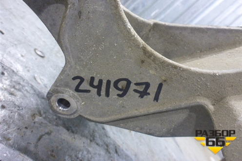 Кронштейн гидроусилителя (077260885M) для Volkswagen Touareg c 2002-2010г (Туарег)