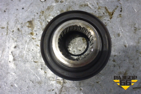 Корпус сальника дифференциала (3.6л АКПП BHK) для Volkswagen Touareg c 2002-2010г (Туарег)