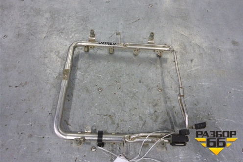 Рейка топливная рампа (4.2л V8 AXQ) (077133681AB) для Volkswagen Touareg c 2002-2010г (Туарег)