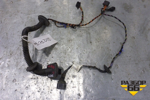 Проводка двери задней правой для Volkswagen Touareg c 2002-2010г (Туарег)
