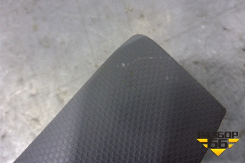 Обшивка стойки центральная верхняя правая (S5402230) для Lifan X60 с 2011г (Х60)