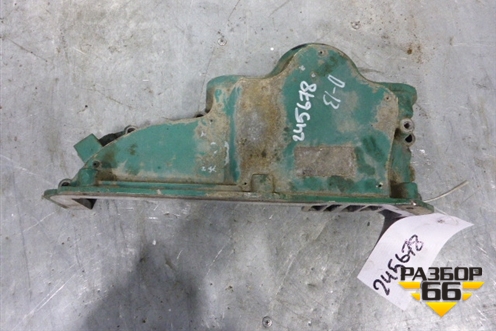 Крышка двигателя передняя (верхняя D13A 440 л с) (20712265) для Volvo TRUCK FH с 2008-2013г (ФШ)