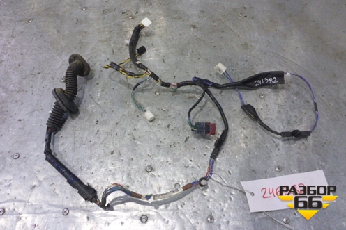 Проводка двери задней правой для Toyota Avensis с 2003-2009г (Авенсис)