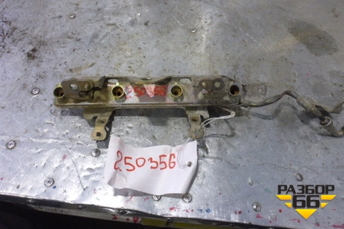 Рейка топливная рампа для Nissan Note (Е11) с 2005-2013г (Нот)