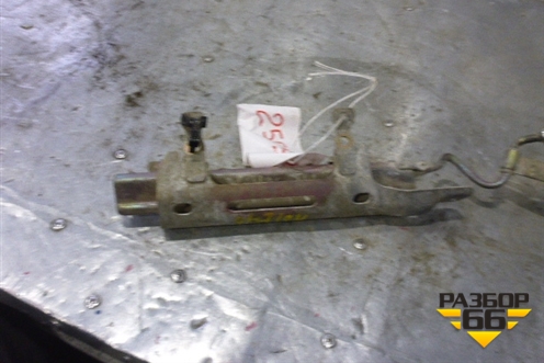 Рейка топливная рампа для Nissan Note (Е11) с 2005-2013г (Нот)