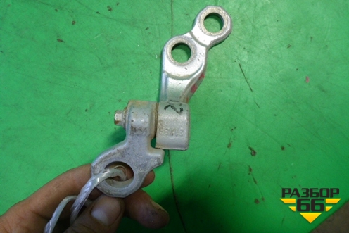 Петля двери задней левой нижняя (3M51R26810AHU) для Ford C-MAX с 2003-2010г (ЦМакс 1)