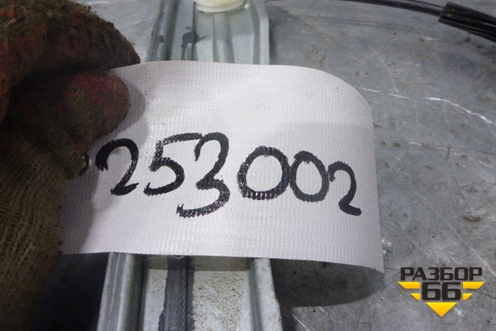 Стеклоподъёмник электрический передний правый (9657133580) для Citroen C4 с 2005-2011г (С4)