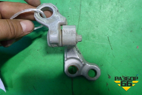 Петля двери задней левой верхняя (3M51R26801AHS) для Ford C-MAX с 2003-2010г (ЦМакс 1)