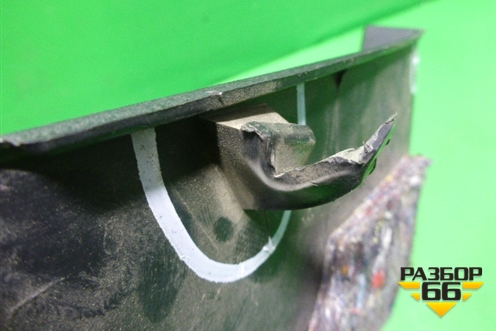 Обшивка стойки задняя нижняя левая для Peugeot 407 с 2004г