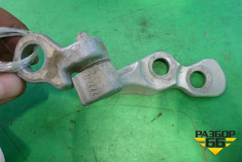 Петля двери передней правой нижняя для Ford C-MAX с 2003-2010г (ЦМакс 1)