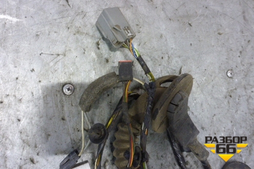 Проводка двери передней правой (942476100) для Ford C-MAX с 2003-2010г (ЦМакс 1)