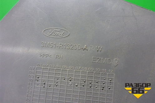 Накладка порога внутренняя переднего правого (3х дверный кузов) (3M51R13200ARW) для Ford Focus 2 с 2008-2011г (Фокус)